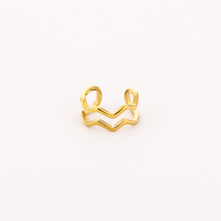 Ear cuff curved