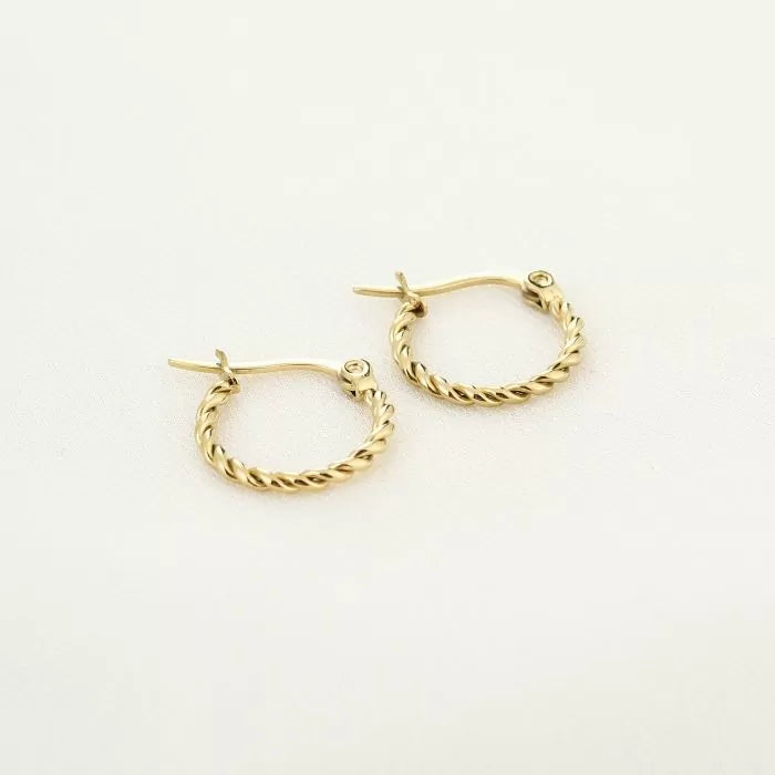 Twisted mini hoops