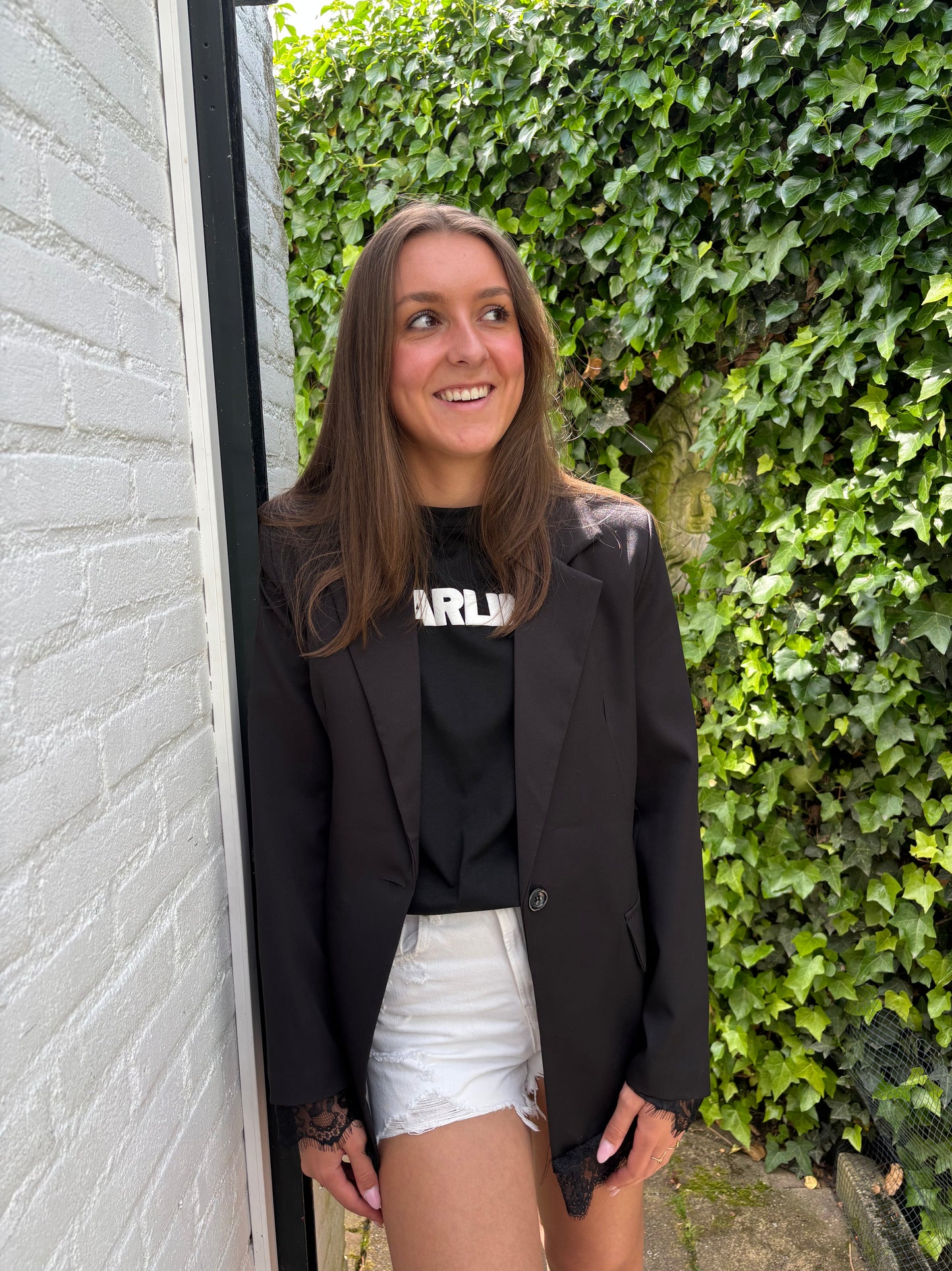 Ambika t-shirt Darling - zwart