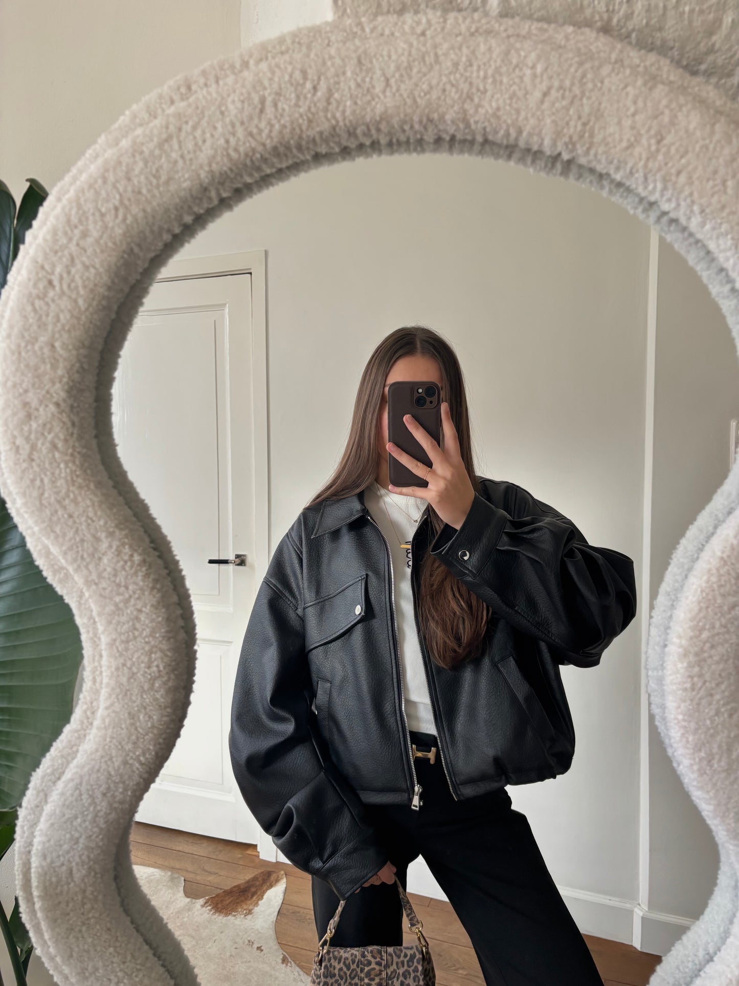 Ambika leather look bomberjack - zwart