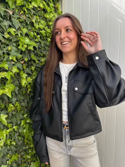 Ambika leather look bomberjack - zwart