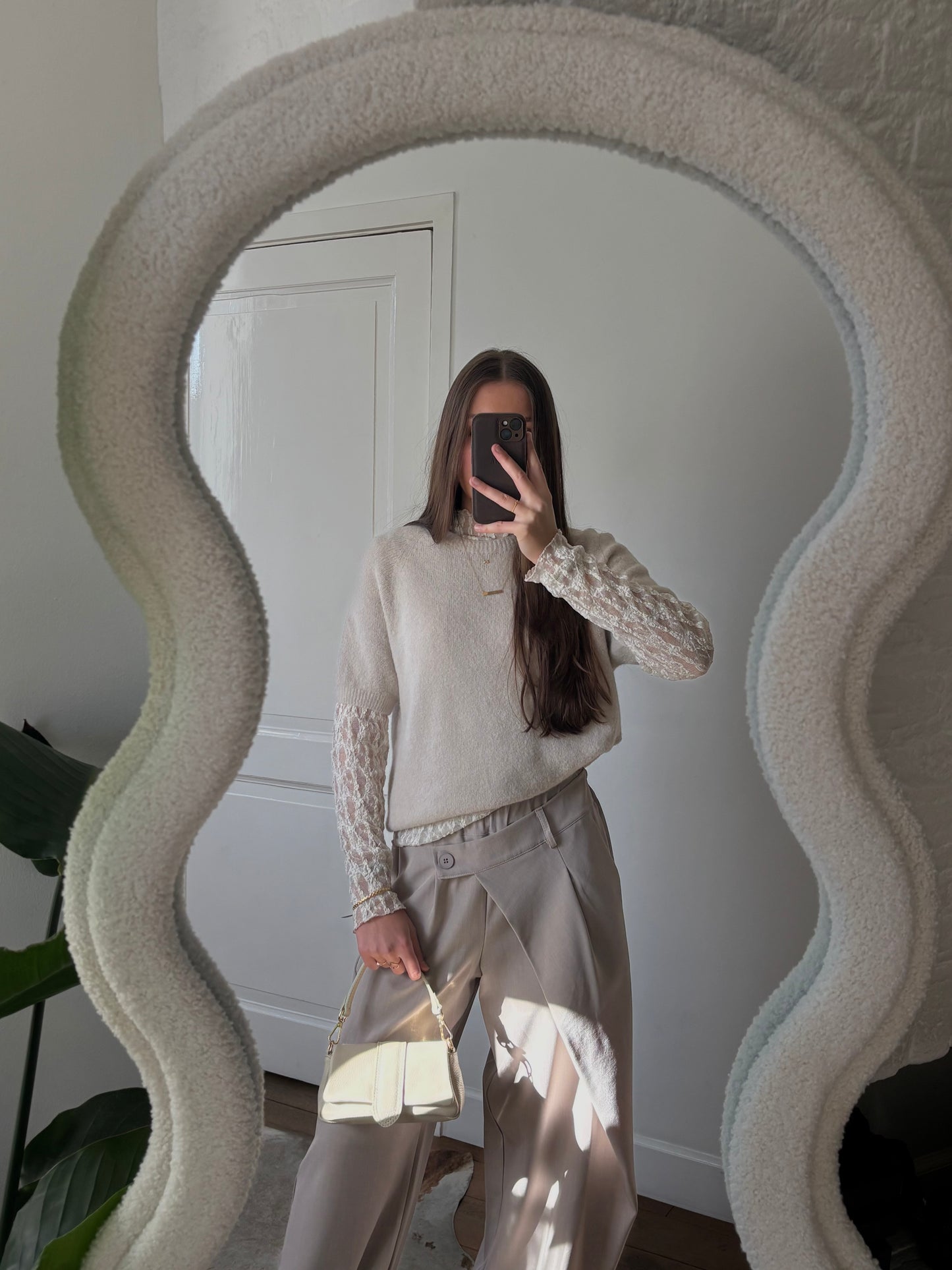 Soft wool knit – beige