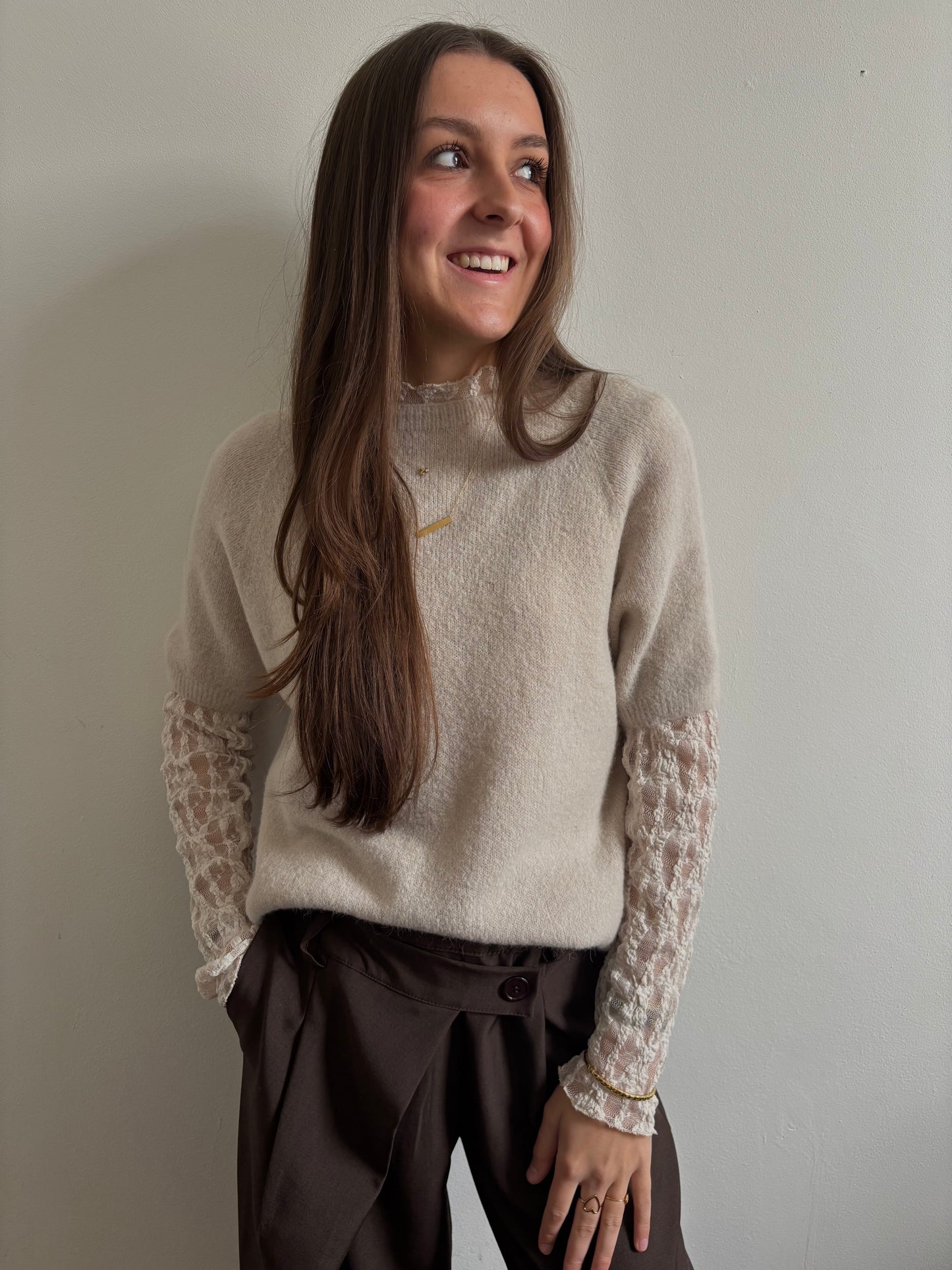 Soft wool knit – beige