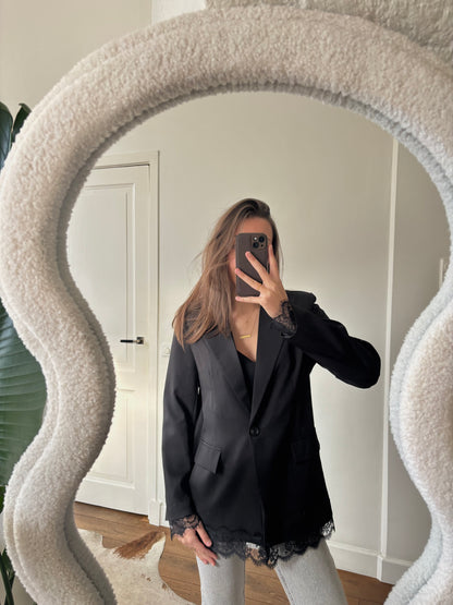 Ambika blazer met kant - zwart