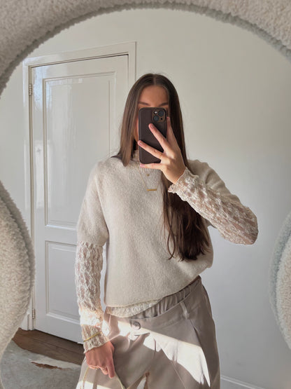 Soft wool knit – beige